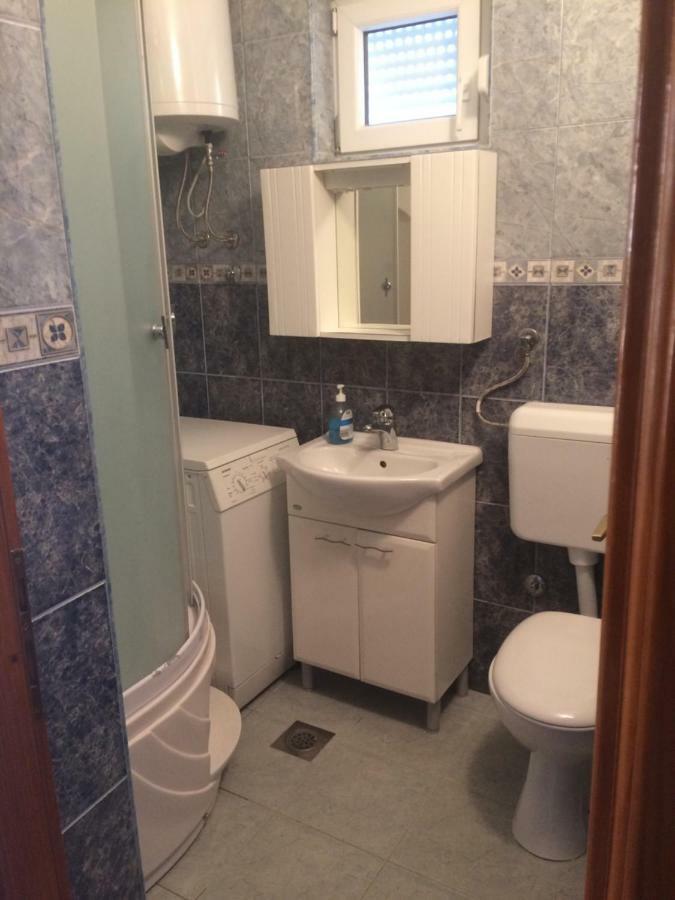 Voja Rooms Ivanica Екстериор снимка